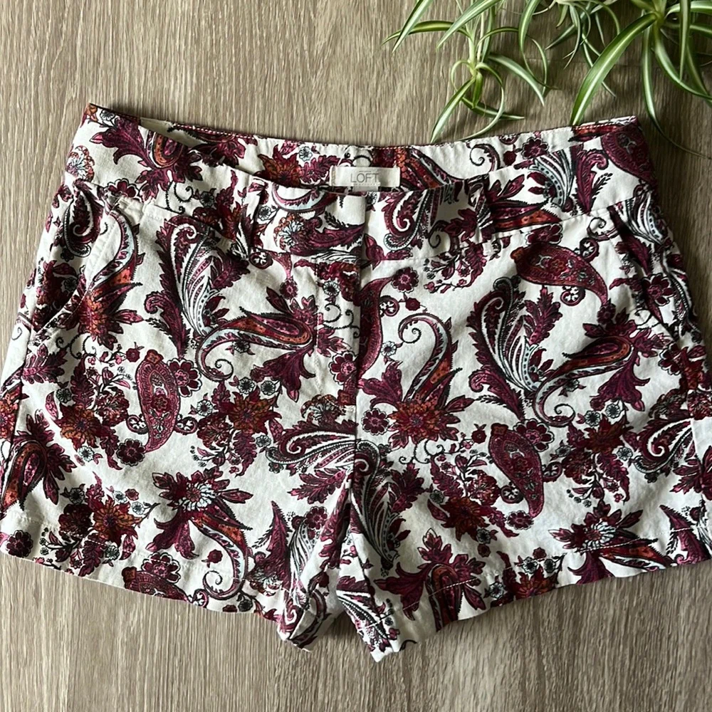 Ann Taylor Loft Linen Blend Shorts, size 6 Paisley shorts - Picture 1 of 12